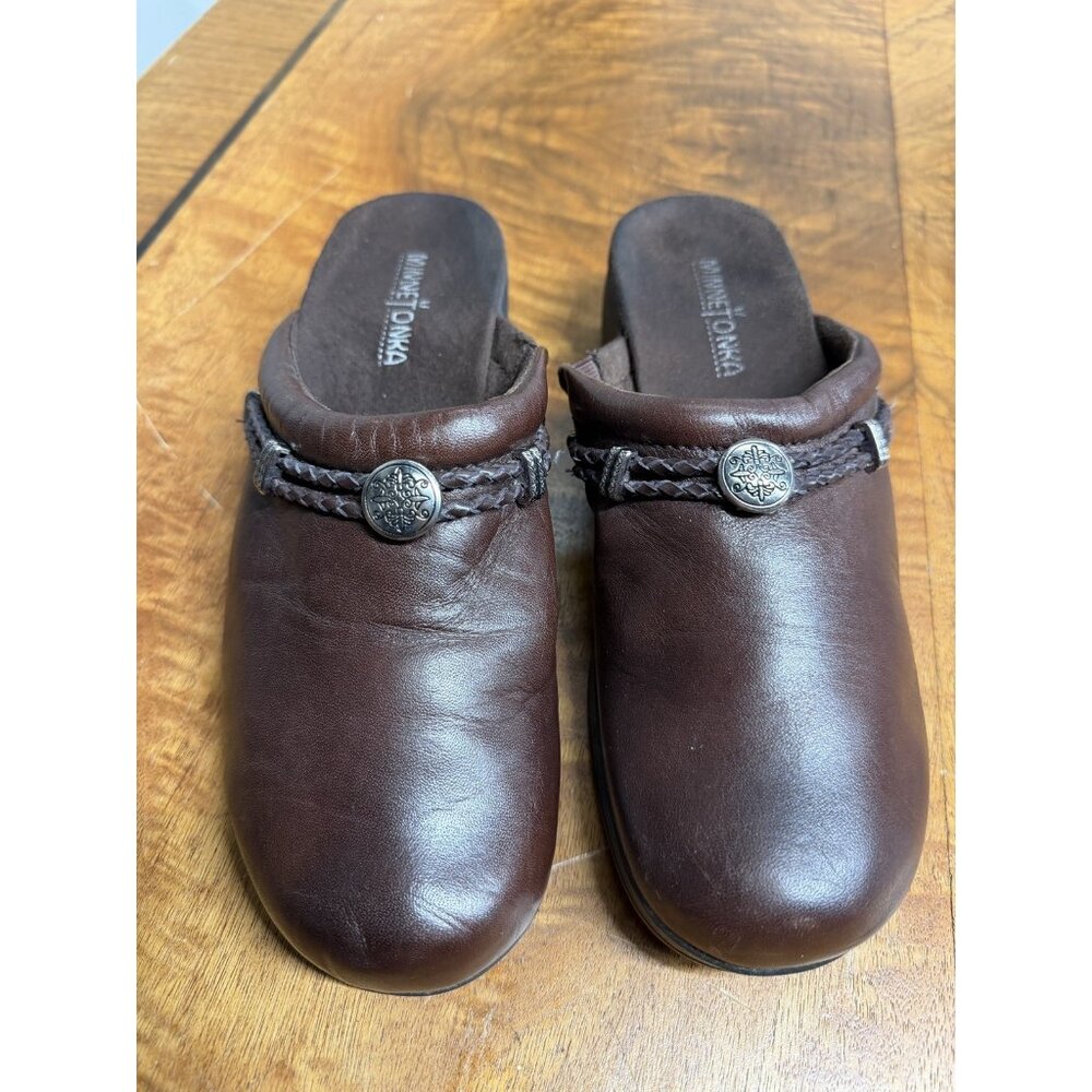 Minnetonka Women’s 8 Clogs Mules Sip-Ons Slides Brown‎ Leather Western Braided